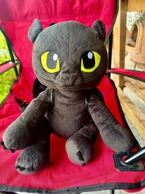 DreamWorks Dragons Toothless Night Fury 12-inch Plush Toy